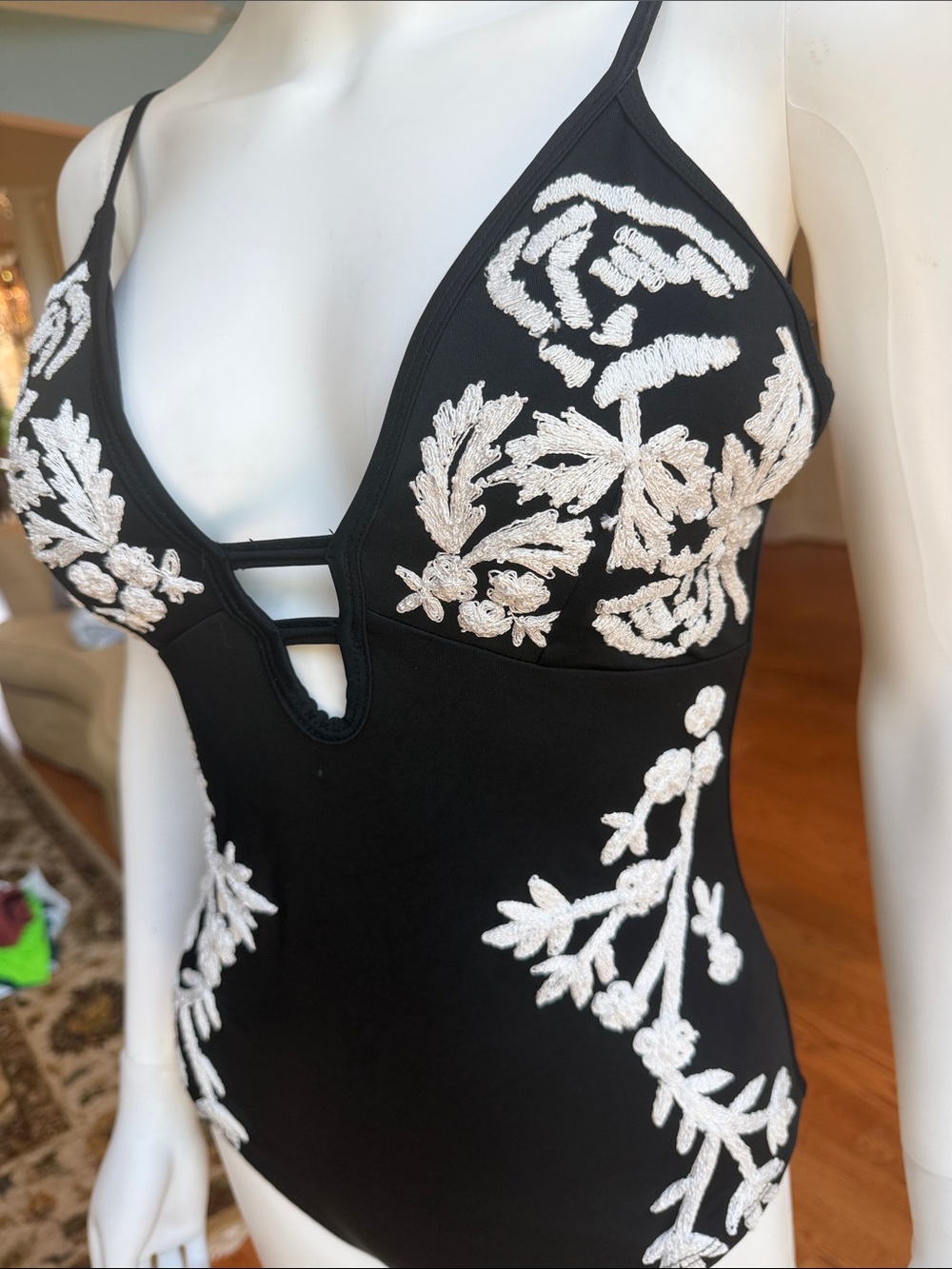 Stunning!! Black One-Piece Swimsuit with White Floral Appliqué - Picture 2 of 8